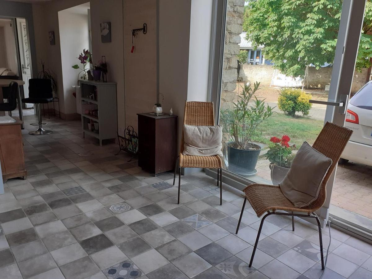 Les Trois Charmes Hotel Chaucenne Eksteriør billede